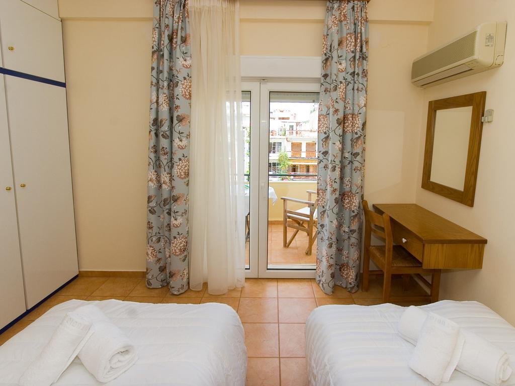 Aparthotel G. Kiapekou Loutra Edipsou  Exterior foto