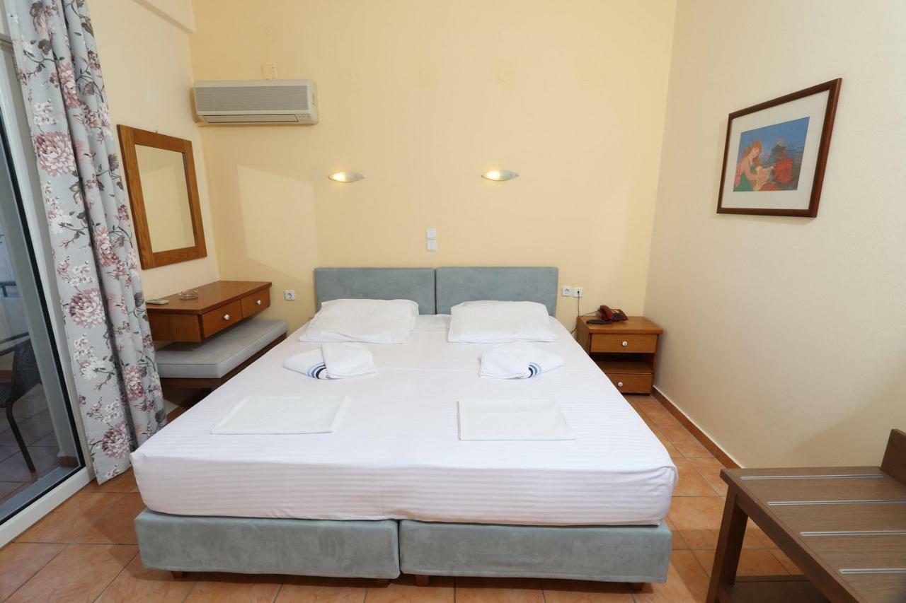 Aparthotel G. Kiapekou Loutra Edipsou  Exterior foto