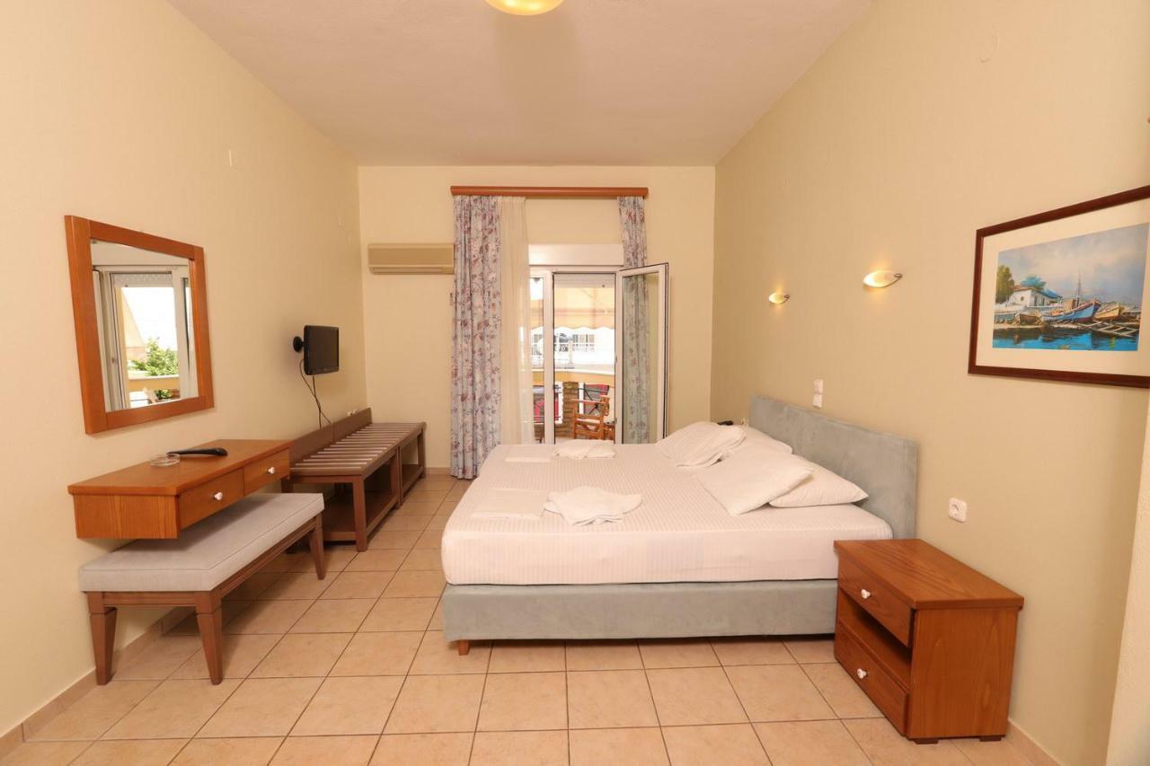 Aparthotel G. Kiapekou Loutra Edipsou  Exterior foto
